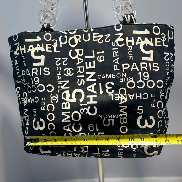 Chanel Vintage Rue Cambon Beach Tote~EUC - Picture 10 of 11